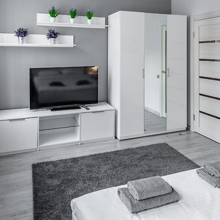 Apartment On Lesya Ukrainka Lviv Buitenkant foto