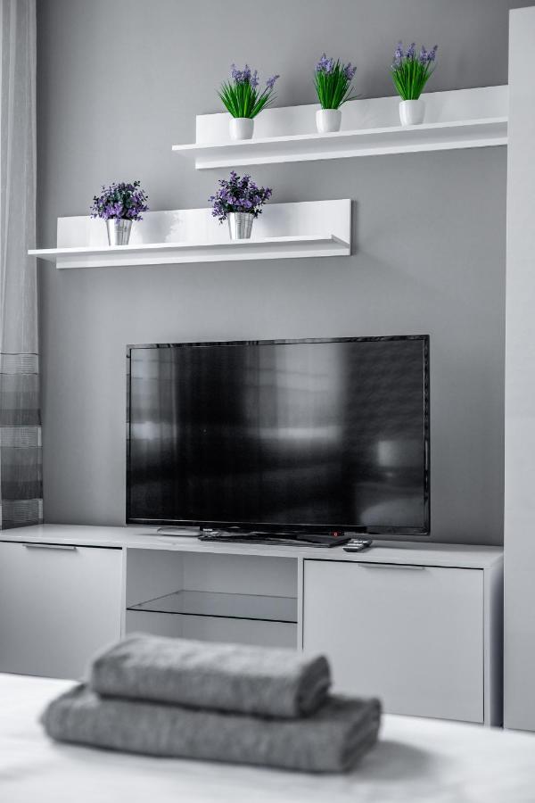 Apartment On Lesya Ukrainka Lviv Buitenkant foto